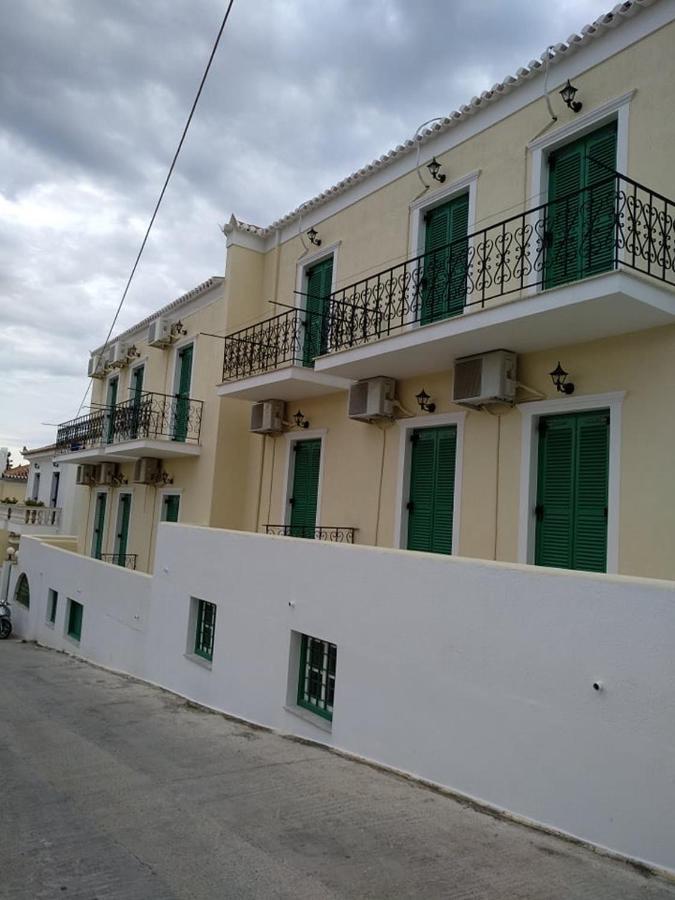 Aparthotel Bay's Spétses